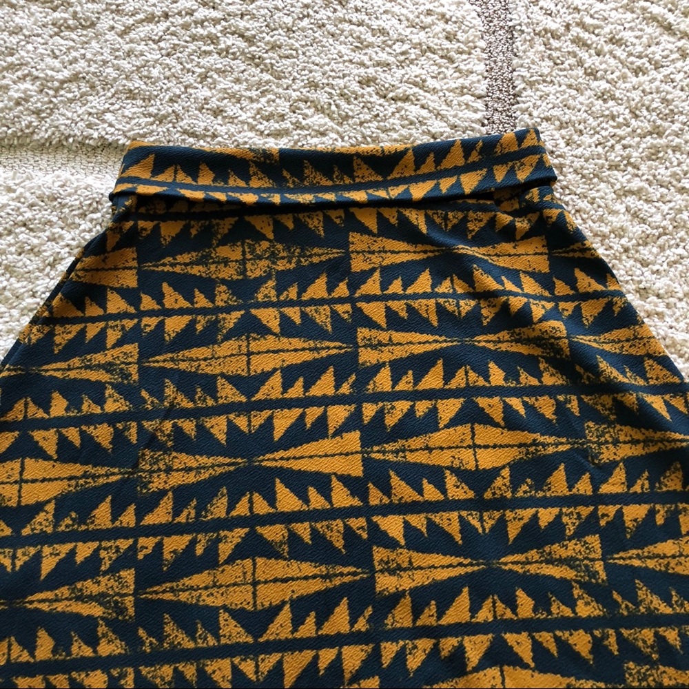 LulaRoe Azure - Blue & Gold - Picture 2 of 3